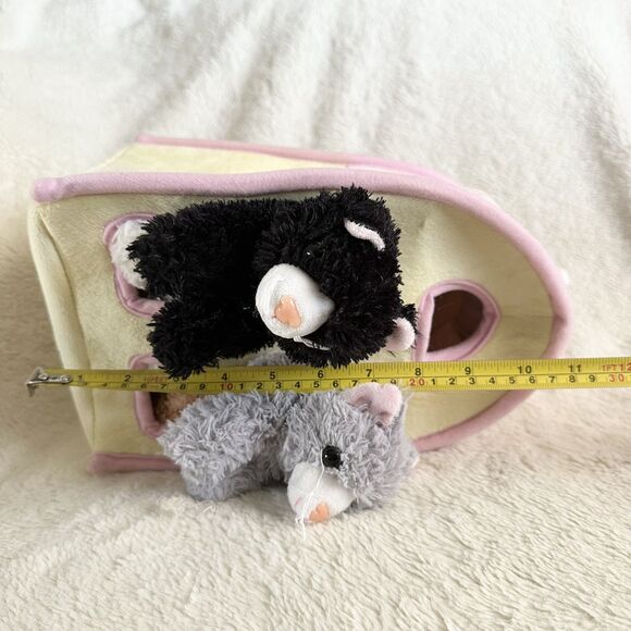 Unipak Cat Carrier House With 5 Kittens Plush Toy Set 11 Inch Yellow Pink - Picture 7 of 7